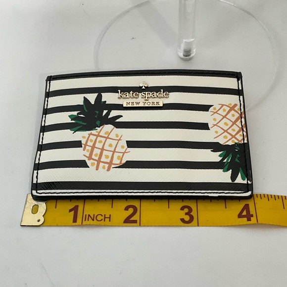 Kate Spade New York Cameron Street Pineapples Leather Card Case, Squeeze Opening - Picture 10 of 11
